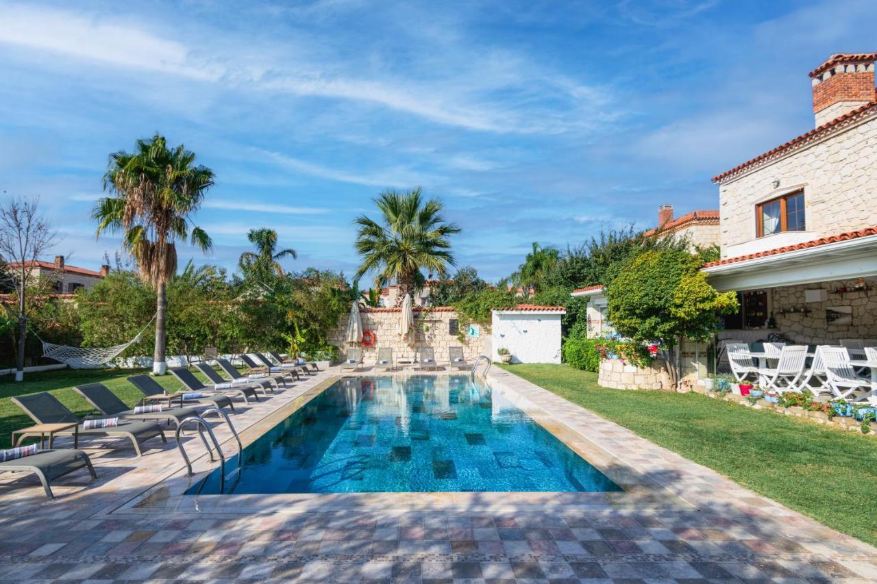 Alacati Koclu Konagi Hotel Extérieur photo
