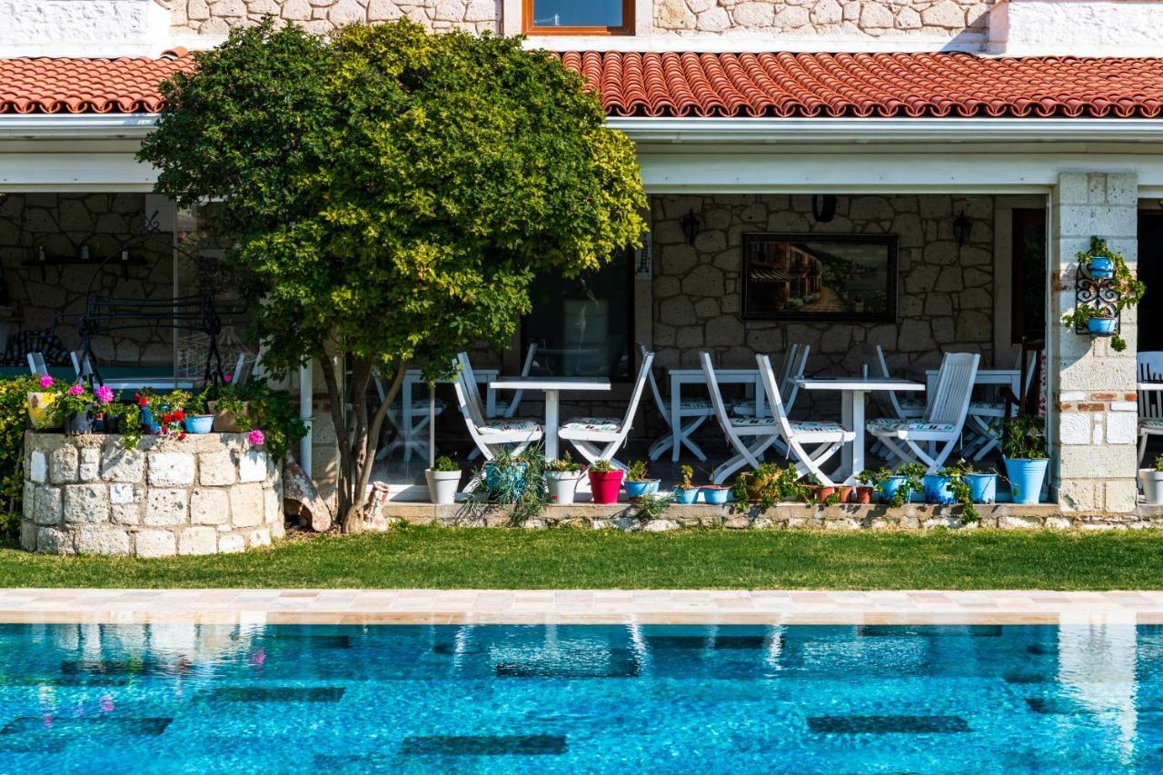 Alacati Koclu Konagi Hotel Extérieur photo